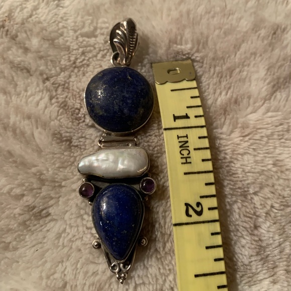 Sterling Silver Mother of Pearl Blue Stone Pendant - Picture 4 of 4